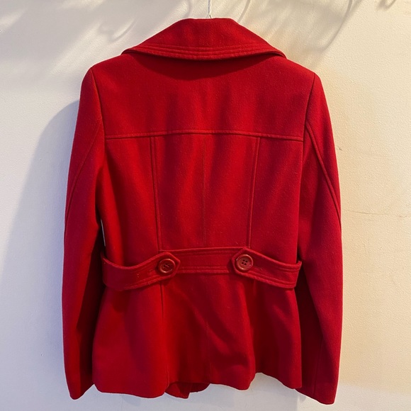 Red Vintage Guess Jacket - Picture 3 of 3